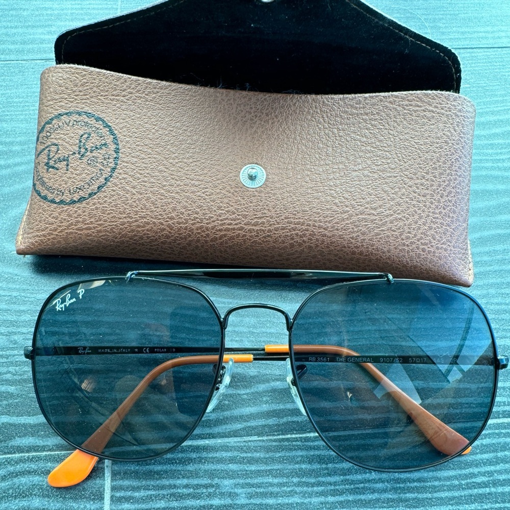 Rayban polarized aviator